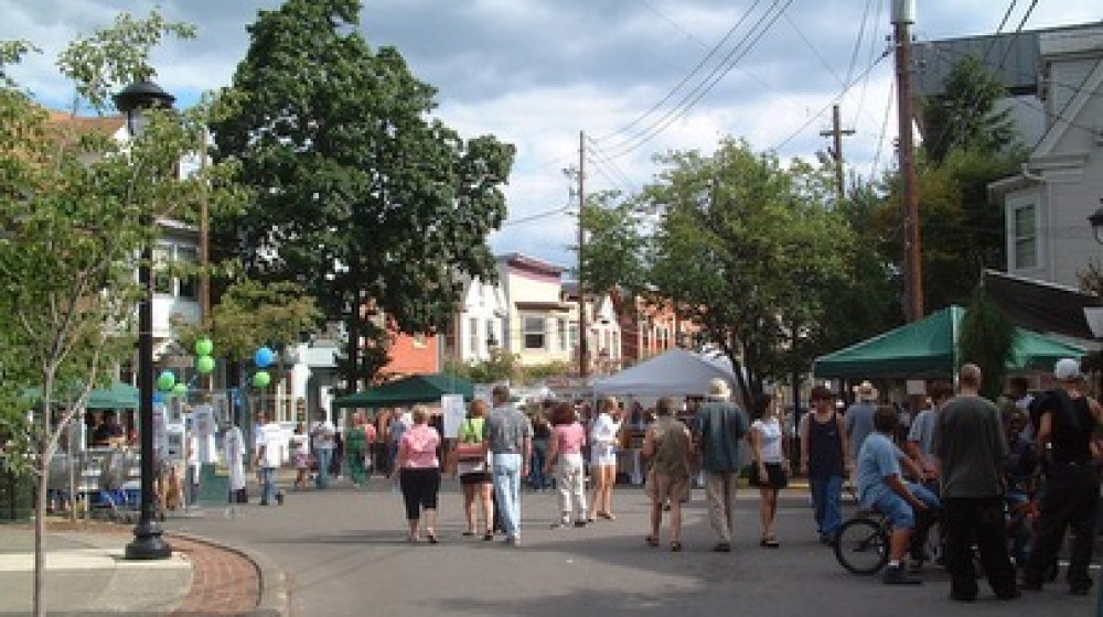 "ভূমিকম্পে কাঁপল মার্কিন যুক্তরাষ্ট্রের নিউইয়র্ক ও এর আশপাশের অঞ্চল" "ভূমিকম্পে কাঁপল মার্কিন যুক্তরাষ্ট্রের নিউইয়র্ক ও এর আশপাশের অঞ্চল"