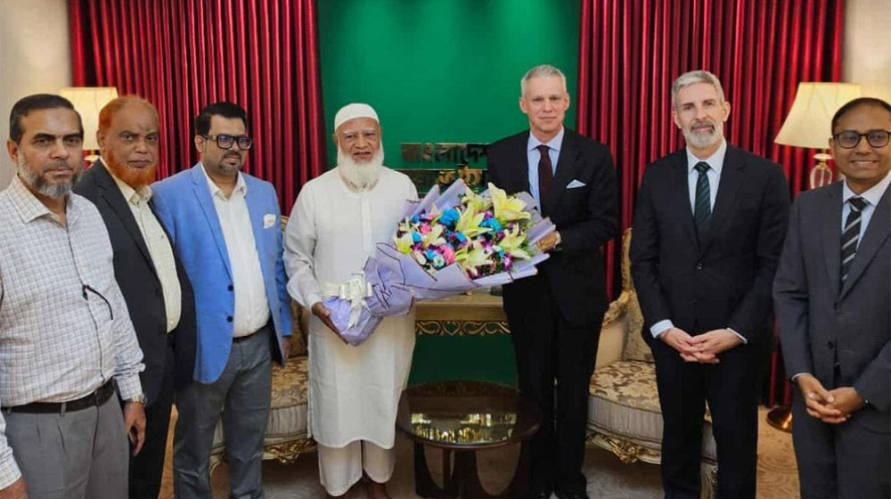 জামায়াত আমিরের সঙ্গে সুইস রাষ্ট্রদূতের বৈঠক জামায়াত আমিরের সঙ্গে সুইস রাষ্ট্রদূতের বৈঠক