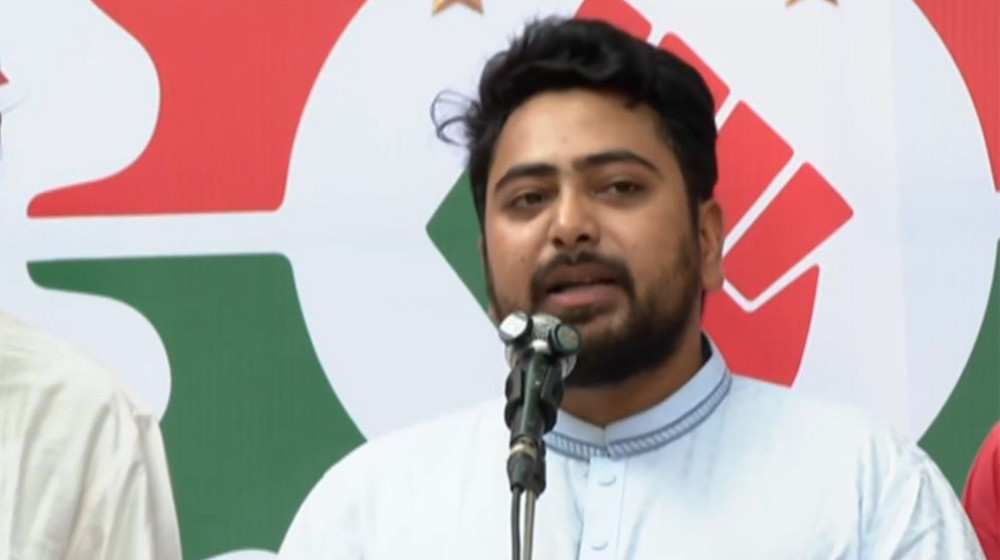 কিছু দল জুলাই সনদে স্বাক্ষর করবে, এটি জাতীয় ঐক্য নয়: নাহিদ কিছু দল জুলাই সনদে স্বাক্ষর করবে, এটি জাতীয় ঐক্য নয়: নাহিদ