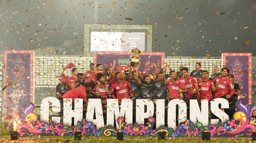 তামিমের হাত ধরে প্রথম শিরোপা বরিশালের