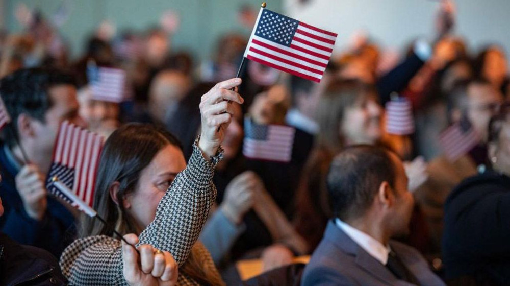১৯ দেশের নাগরিকদের গ্রিনকার্ড-নাগরিকত্ব দেওয়া বন্ধ করল যুক্তরাষ্ট্র ১৯ দেশের নাগরিকদের গ্রিনকার্ড-নাগরিকত্ব দেওয়া বন্ধ করল যুক্তরাষ্ট্র