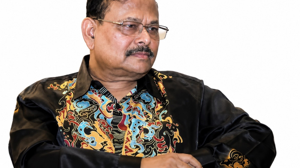 আজিজকে দেশে ফেরাতে ইন্টারপোলের রেড নোটিশ চায় ট্রাইব্যুনাল