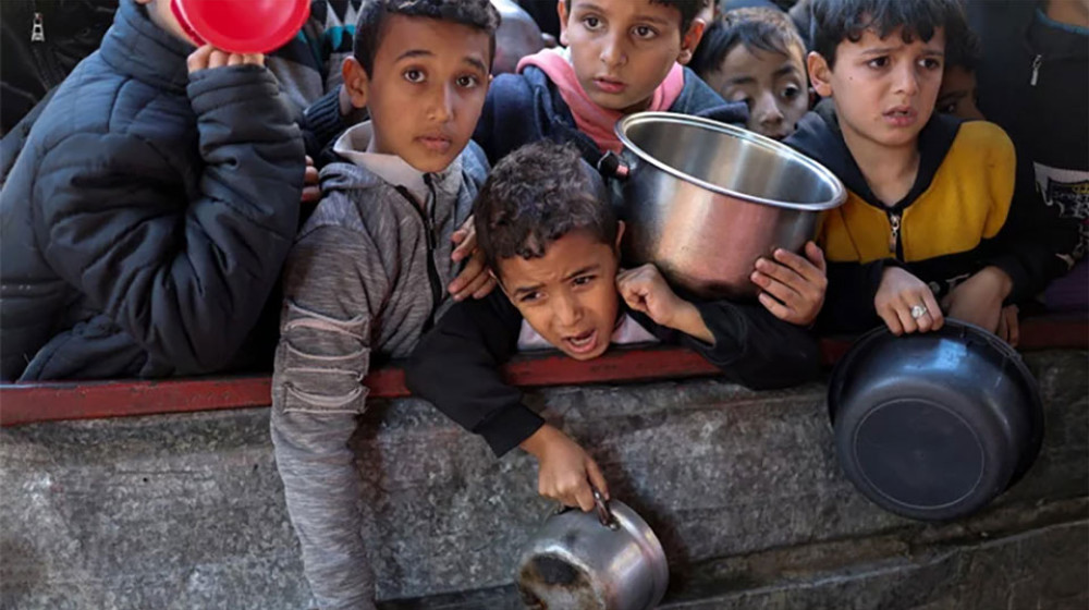 যুদ্ধবিধ্বস্ত গাজায় নেই ঈদের আনন্দ যুদ্ধবিধ্বস্ত গাজায় নেই ঈদের আনন্দ