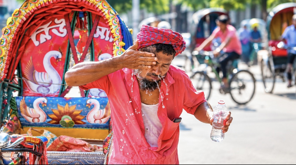 ঢাকায় তাপপ্রবাহে বছরে ৫০ হাজার কোটি টাকার বেশি মজুরি ক্ষতি