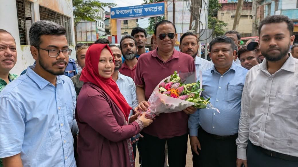 চাটখিল উপজেলা স্বাস্থ্য কমপ্লেক্স পরিদর্শন করলেন এমপি মাহবুব উদ্দীন খোকন