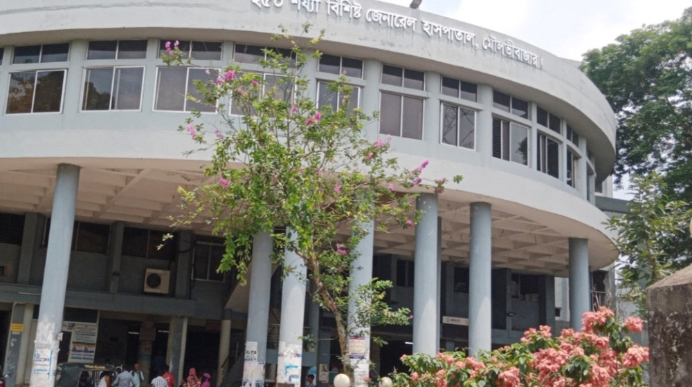 ২৫০ শয্যার হাসপাতালে প্রতিদিন গড়ে ৫০০ শতাধিক রোগী ভর্তি; জনবল ও যন্ত্রের সংকট-জোড়াতালি দিয়ে চলছে চিকিৎসাসেবা