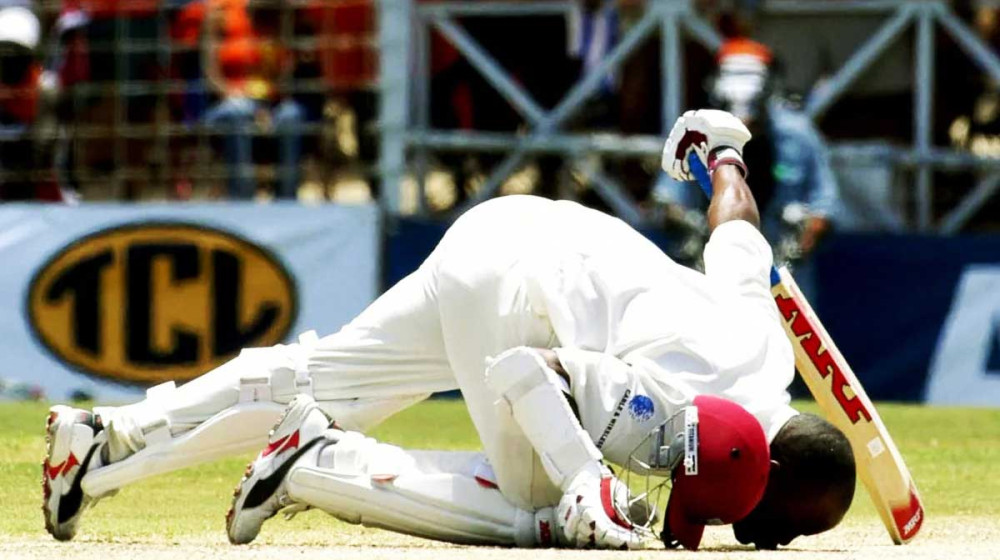 লারার অপরাজিত ৪০০, রেকর্ডের দু’দশক আজ