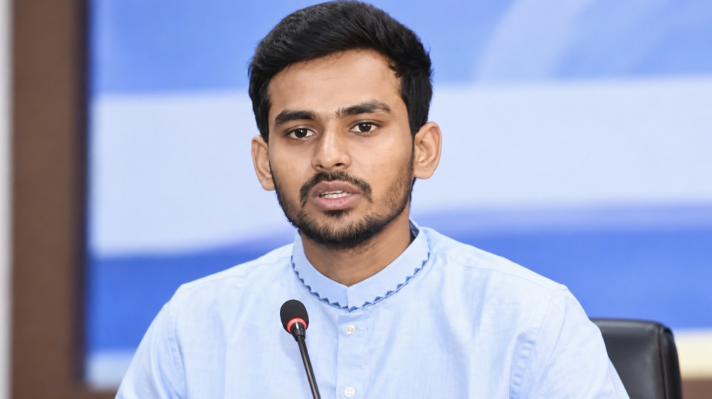 আসিফ মাহমুদের বিরুদ্ধে ১১ হাজার কোটি টাকা বিদেশে পাচারের অভিযোগ, বড় পরিসরে অনুসন্ধানে দুদক