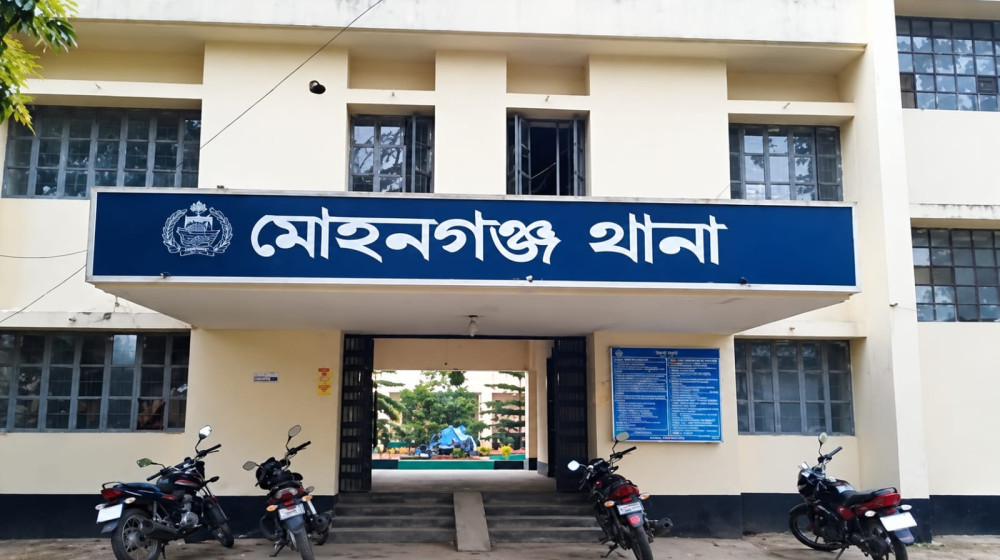 গরু খেয়ে ফেলল গাছের চারা, প্রাণ গেল কৃষকের