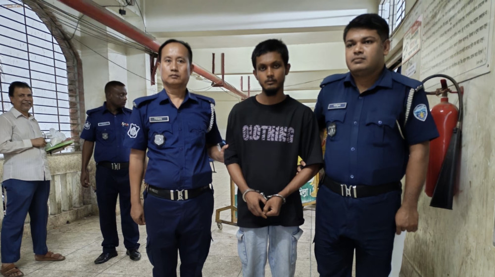 কুমিল্লায় সিরিয়াল কিলার মানিক গ্রেপ্তার, দুই হত্যার রহস্য উদঘাটন