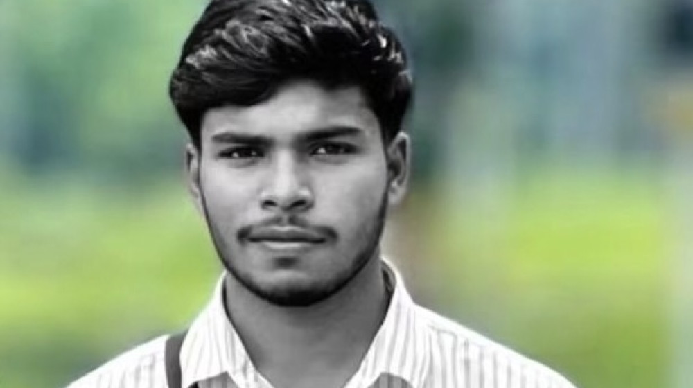 বড়লেখায় গরুর সঙ্গে মোটরসাইকেলের ধাক্কা লেগে তরুণের মৃত্যু