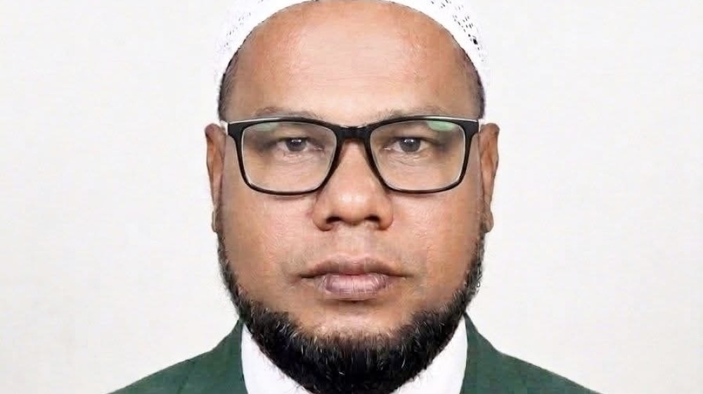 নওগাঁয় শিক্ষকের বিরুদ্ধে ছাত্রীর সাথে অনৈতিক কর্মকাণ্ডের অভিযোগ