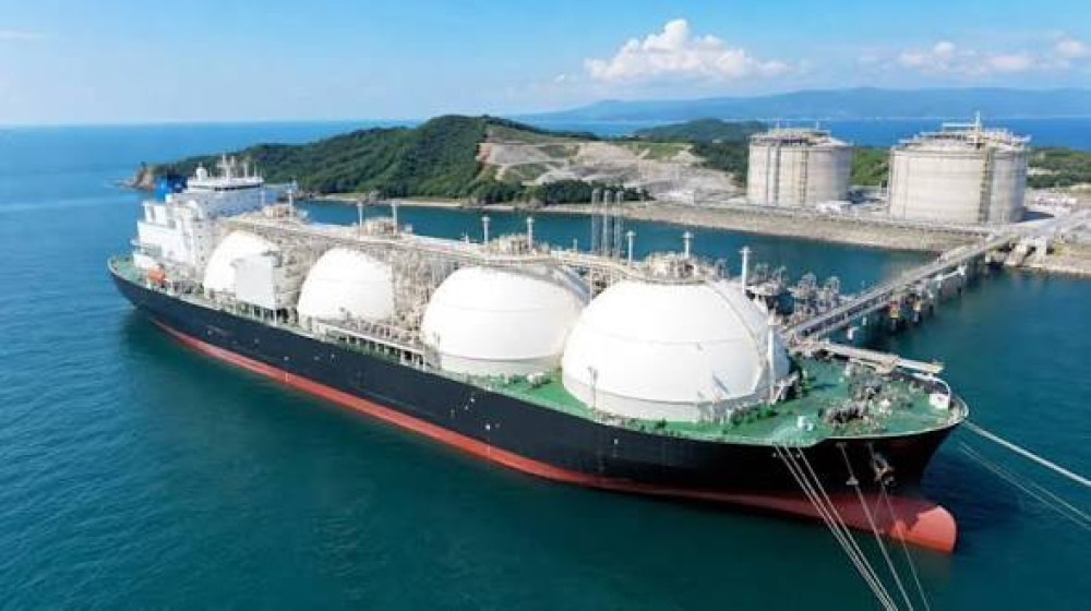মহেশখালীতে বৈরী আবহাওয়া, কমেছে LNG সরবরাহ; জাতীয় গ্রিডে গ্যাস সংকটের আশঙ্কা