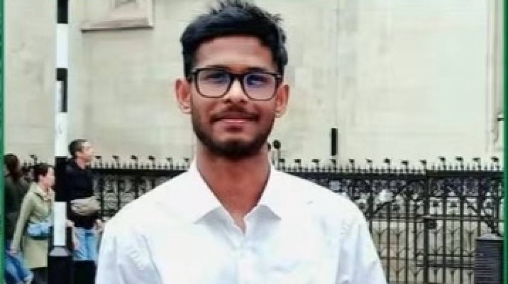 নোয়াখালী'র সন্তান ইমরান মাহমুদের যুক্তরাজ্যের বিশ্ববিদ্যালয় থেকে ফার্স্ট ক্লাস অর্জন