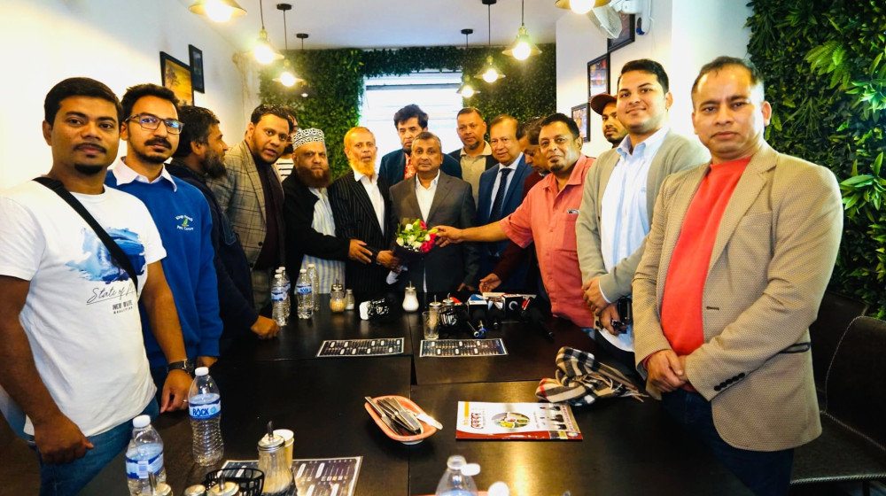 লন্ডনে সরোয়ার আলমগীর এম‌পি'র সা‌থে মতবিনিময়: প্রবাসীদের সম্মান-নিরাপত্তা ও কালুরঘাট সেতুর কাজ দ্রুত দৃশ্যমান করার দাবি