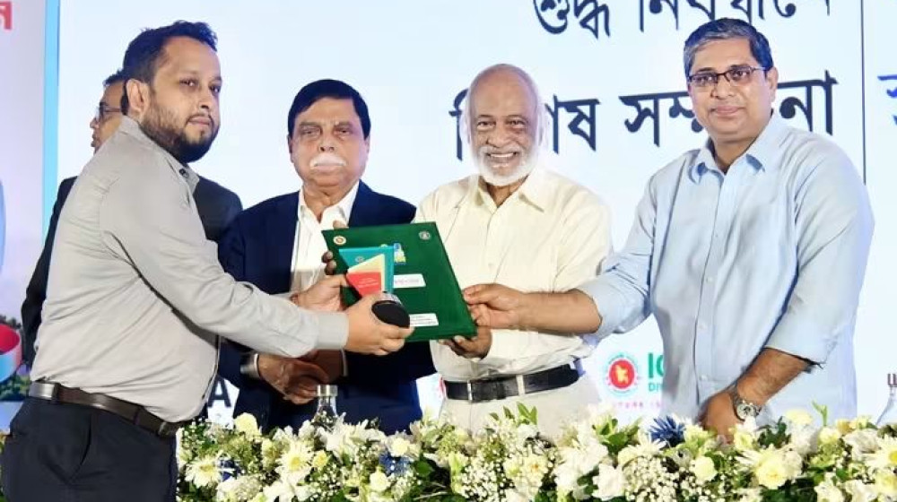 জনগণের সেবা করাই নির্বাচিত সরকারের প্রধান দায়িত্ব: এলজিআরডি মন্ত্রী