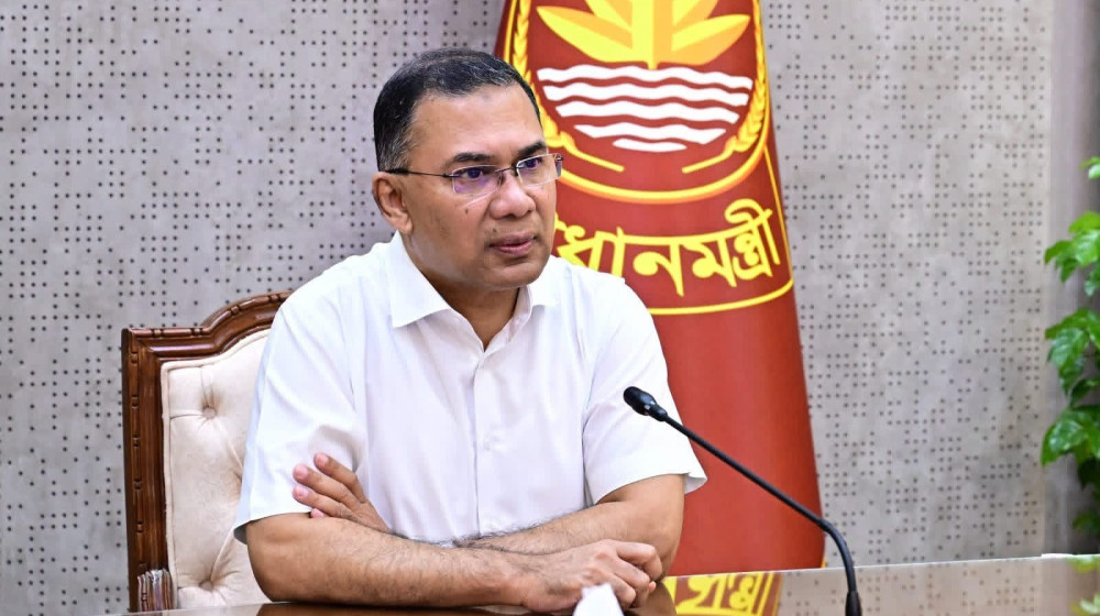 ঢাকার গণপরিবহন ব্যবস্থাপনা নিয়ে প্রধানমন্ত্রীর সভাপতিত্বে সচিবালয়ে বৈঠক