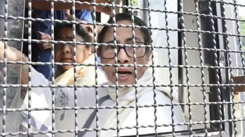 দিল্লি পুলিশের হাতে গ্রেপ্তার মমতা বন্দ্যোপাধ্যায়, নির্বাচন কমিশনবিরোধী আন্দোলন ঘিরে উত্তেজনা