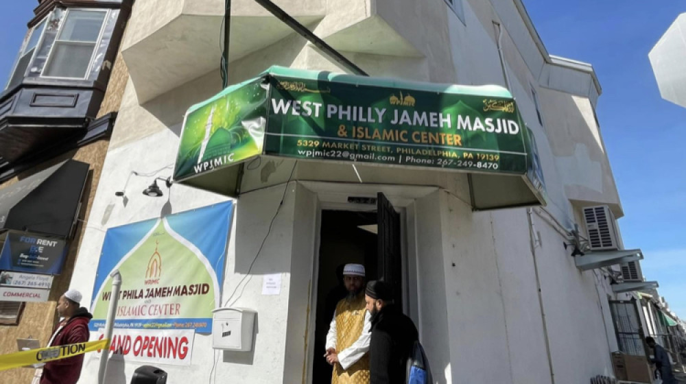 ওয়েস্ট ফিলি জামে মসজিদ এন্ড ইসলামিক সেন্টারের গ্র্যান্ড ওপেনিং হয়ে গেল আজ ওয়েস্ট ফিলি জামে মসজিদ এন্ড ইসলামিক সেন্টারের গ্র্যান্ড ওপেনিং হয়ে গেল আজ