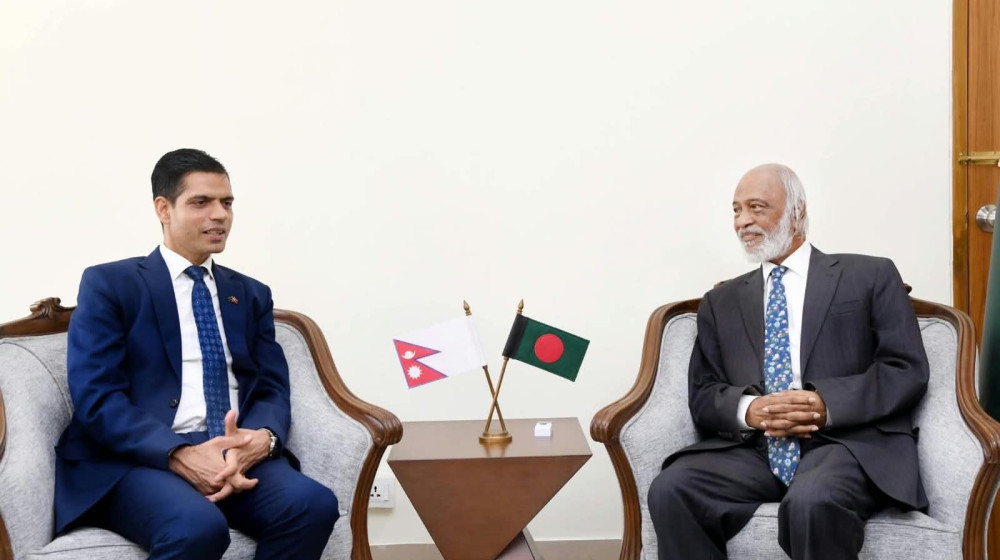 নেপালের রাষ্ট্রদূতের সাথে স্থানীয় সরকার মন্ত্রীর সৌজন্য সাক্ষাৎ: সার্ক পুনরুজ্জীবিতকরণ, আঞ্চলিক সহযোগিতা এবং পারস্পরিক  বাণিজ্য সম্ভাবনা বৃদ্ধিতে গুরুত্বারোপ