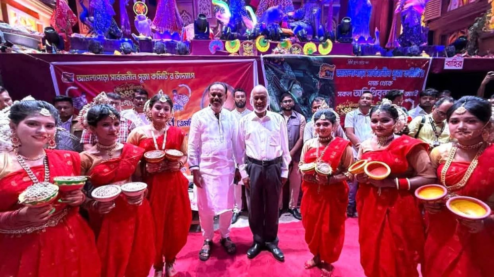 দুর্গাপূজায় ধর্মীয় সম্প্রীতি অব্যাহত রাখা ও শান্তিপূর্ণ সহাবস্থানের আহ্বান এলজিআরডি মন্ত্রীর