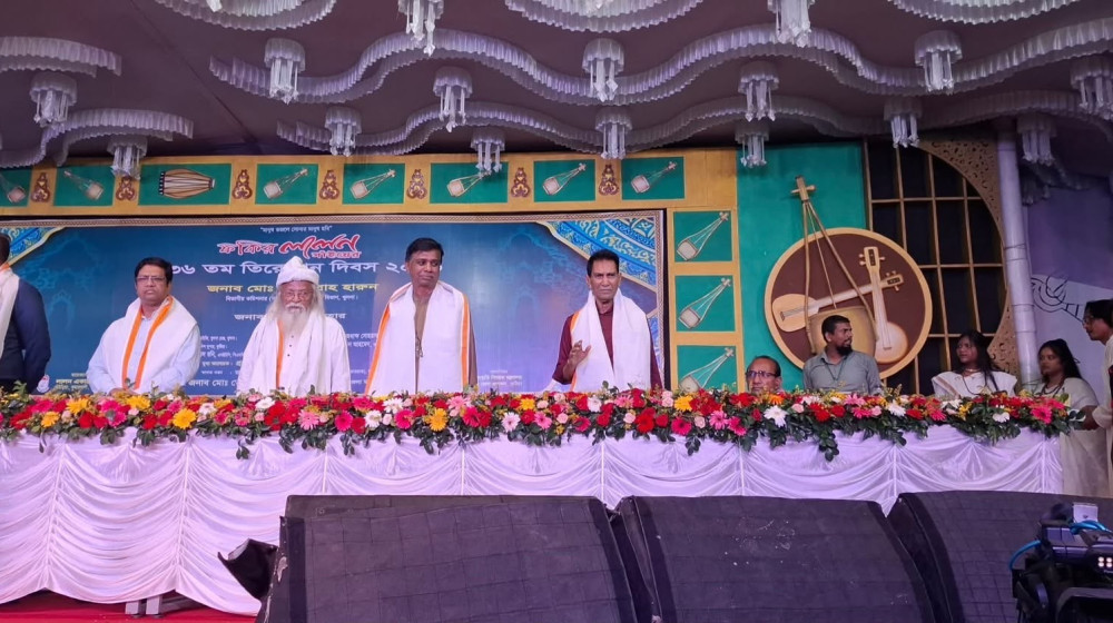 লালনের মানবধর্ম ও অসাম্প্রদায়িক দর্শনে মুখর ছেঁউড়িয়া, স্মরণোৎসবে সাধু-ভক্তদের ঢল