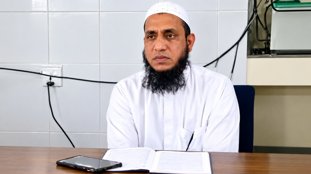 মৌলভীবাজার থেকে নিখোঁজ মাদ্রাসা শিক্ষককে অচেতন অবস্থায় ভৈরব-আশুগঞ্জ থেকে উদ্ধার; অতঃপর হাসপাতালে মৃত্যু,