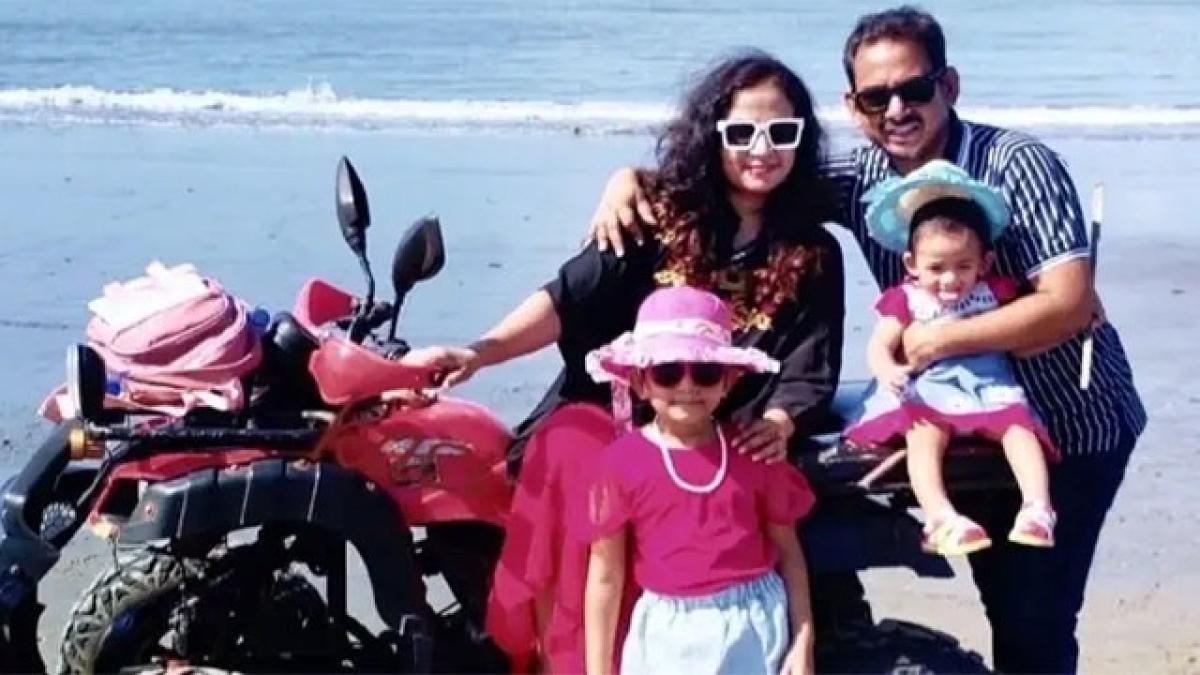 কক্সবাজারে অগ্নিকাণ্ডে নিহত মণিরামপুরের একই পরিবারের চারজনের মরদেহ ১১ দিন পর হস্তান্তর