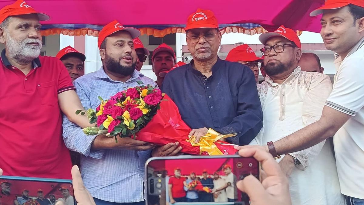 অন্যায়, দখল ও চাঁদাবাজির বিরুদ্ধে যুবদলকে অতন্দ্র প্রহরী হতে হবে: এমপি ফখরুল ইসলাম