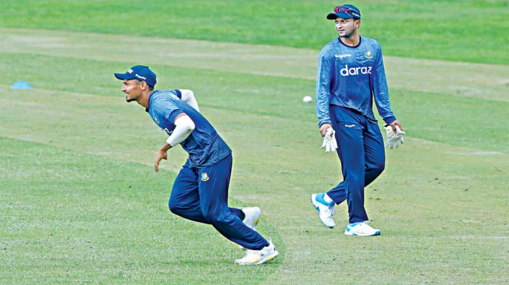 সাকিব-মোস্তাফিজ ছাড়াই জিম্বাবুয়ে সিরিজের প্রস্তুতি দল ঘোষণা সাকিব-মোস্তাফিজ ছাড়াই জিম্বাবুয়ে সিরিজের প্রস্তুতি দল ঘোষণা