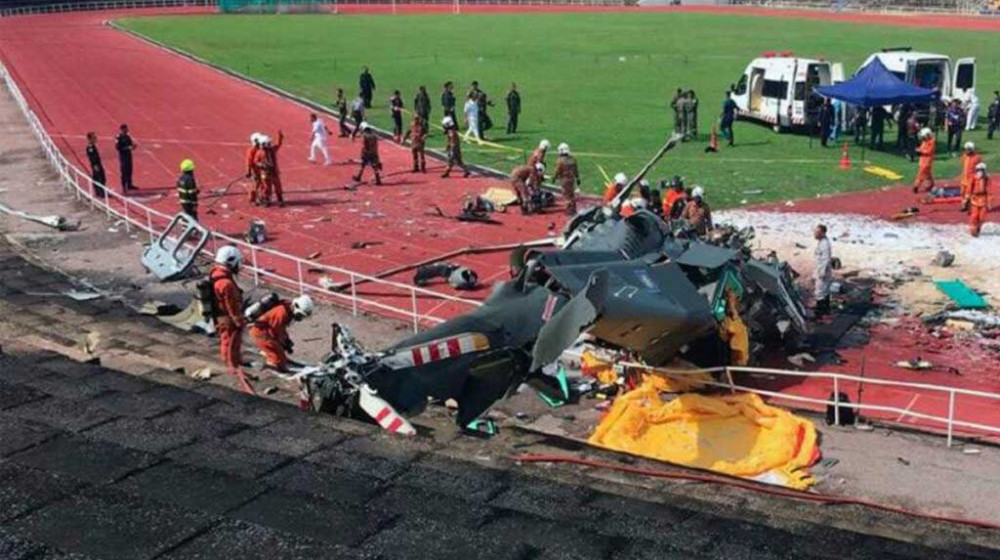 মালয়েশিয়ায় মাঝ আকাশে দুই হেলিকপ্টারের সংঘর্ষে নিহত ১০