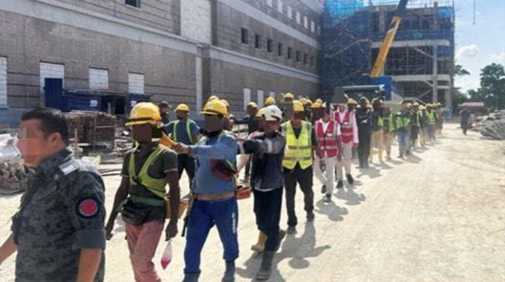 মালয়েশিয়ায় ১৩২ বাংলাদেশিসহ দুই শতাধিক অভিবাসী আটক