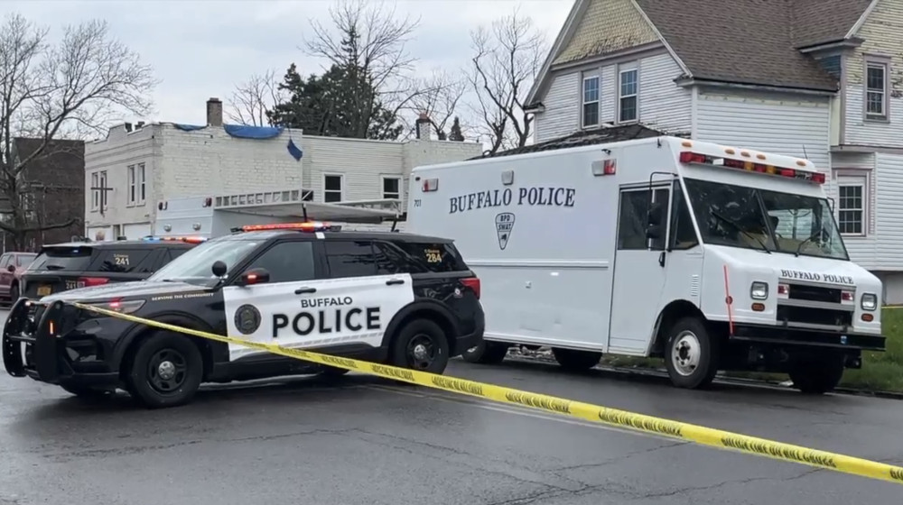 “বাফালোতে দুর্বৃত্তের গুলিতে দুই বাংলাদেশি নিহত বাবুল মিয়া ও আবু ইউসুফ”