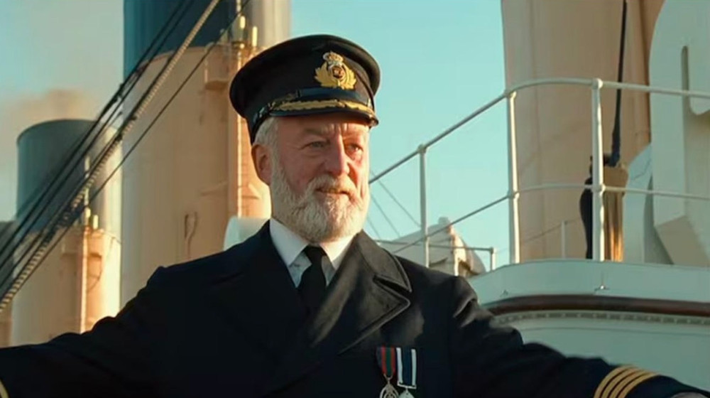 টাইটানিক খ্যাত অভিনেতা বার্নার্ড হিল মারা গেছেন