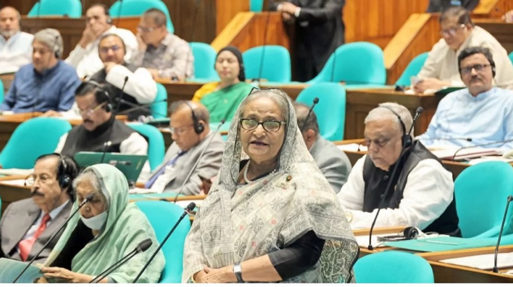 "দেশের অর্থনীতিতে মধ্যপ্রাচ্যের সংঘাতের প্রভাব আসতে পারে: প্রধানমন্ত্রী" "দেশের অর্থনীতিতে মধ্যপ্রাচ্যের সংঘাতের প্রভাব আসতে পারে: প্রধানমন্ত্রী"