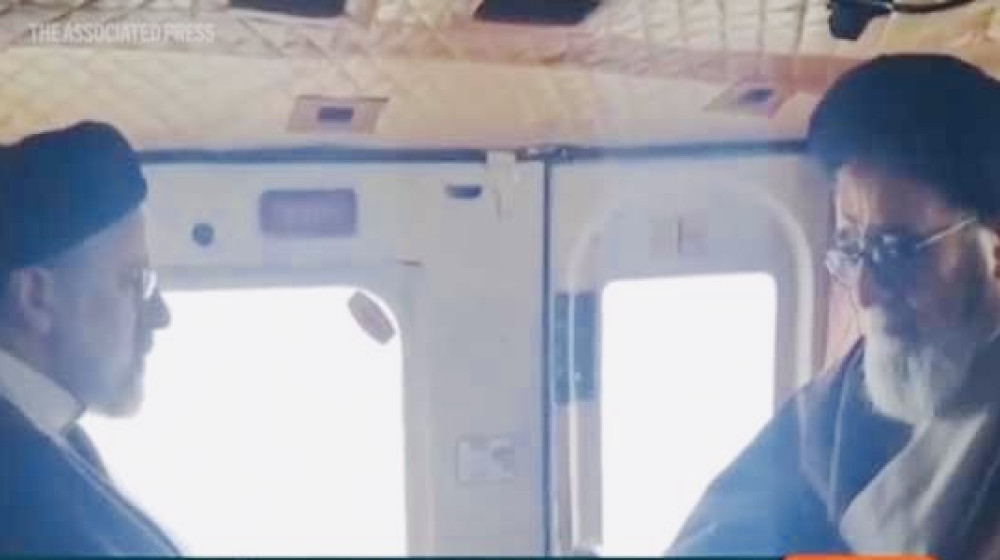 হেলিকপ্টার দুর্ঘটনার পর নিখোঁজ ইরানের প্রেসিডেন্ট ও পররাষ্ট্রমন্ত্রী হেলিকপ্টার দুর্ঘটনার পর নিখোঁজ ইরানের প্রেসিডেন্ট ও পররাষ্ট্রমন্ত্রী