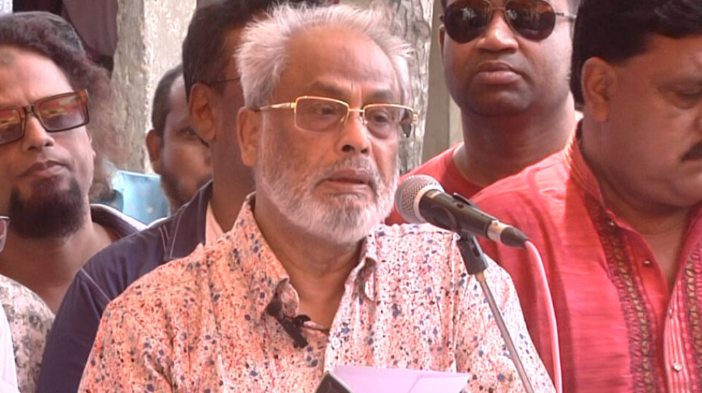 দেশের অর্ধেকের বেশি টাকা পাচার হয়ে গেছে: জিএম কাদের দেশের অর্ধেকের বেশি টাকা পাচার হয়ে গেছে: জিএম কাদের