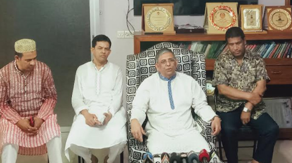 মির্জা ফখরুলের পূর্ব পুরুষরা পাকিস্তানীদের দালাল ছিল মাদারীপুরে: বাহাউদ্দিন নাছিম মির্জা ফখরুলের পূর্ব পুরুষরা পাকিস্তানীদের দালাল ছিল মাদারীপুরে: বাহাউদ্দিন নাছিম