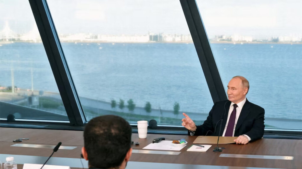 সার্বভৌমত্ব রক্ষায় পারমাণবিক অস্ত্র ব্যবহারের হুমকি পুতিনের