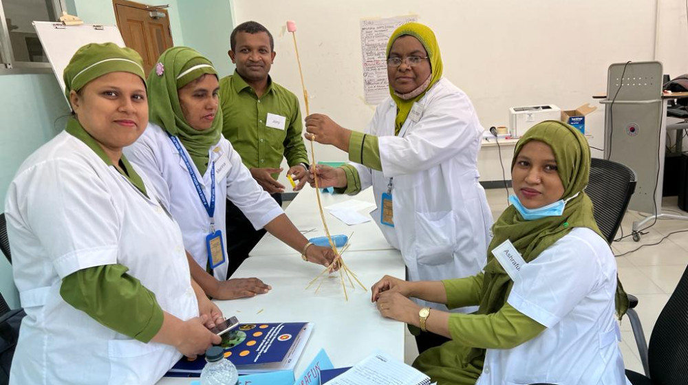 দেড় দশকে দেশে নার্সিং প্রতিষ্ঠান বেড়েছে ৪২১ শতাংশ তারপরেও নার্সের ঘাটতি দেড় দশকে দেশে নার্সিং প্রতিষ্ঠান বেড়েছে ৪২১ শতাংশ তারপরেও নার্সের ঘাটতি